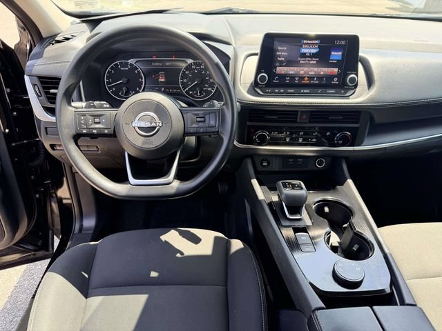 Used 2024 Nissan Rogue S AWD/4WD image 17