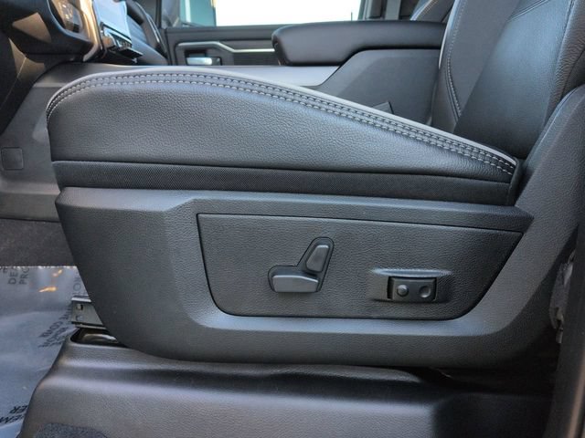 New 2026 RAM 2500 Laramie w/ Night Edition AWD/4WD image 16