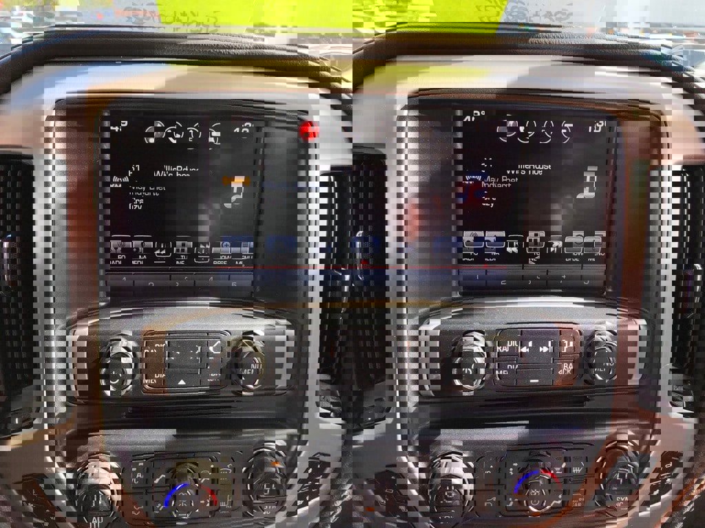 Used 2016 GMC Sierra 2500 Denali w/ Duramax Plus Package image 27