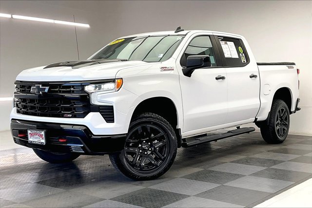 Used 2022 Chevrolet Silverado 1500 LT Trail Boss w/ Convenience Package II image 12