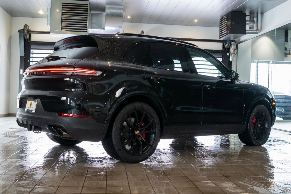New 2026 Porsche Cayenne S image 11