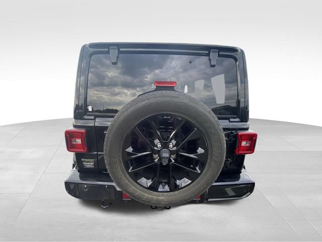 Used 2021 Jeep Wrangler Unlimited Sahara AWD/4WD image 8