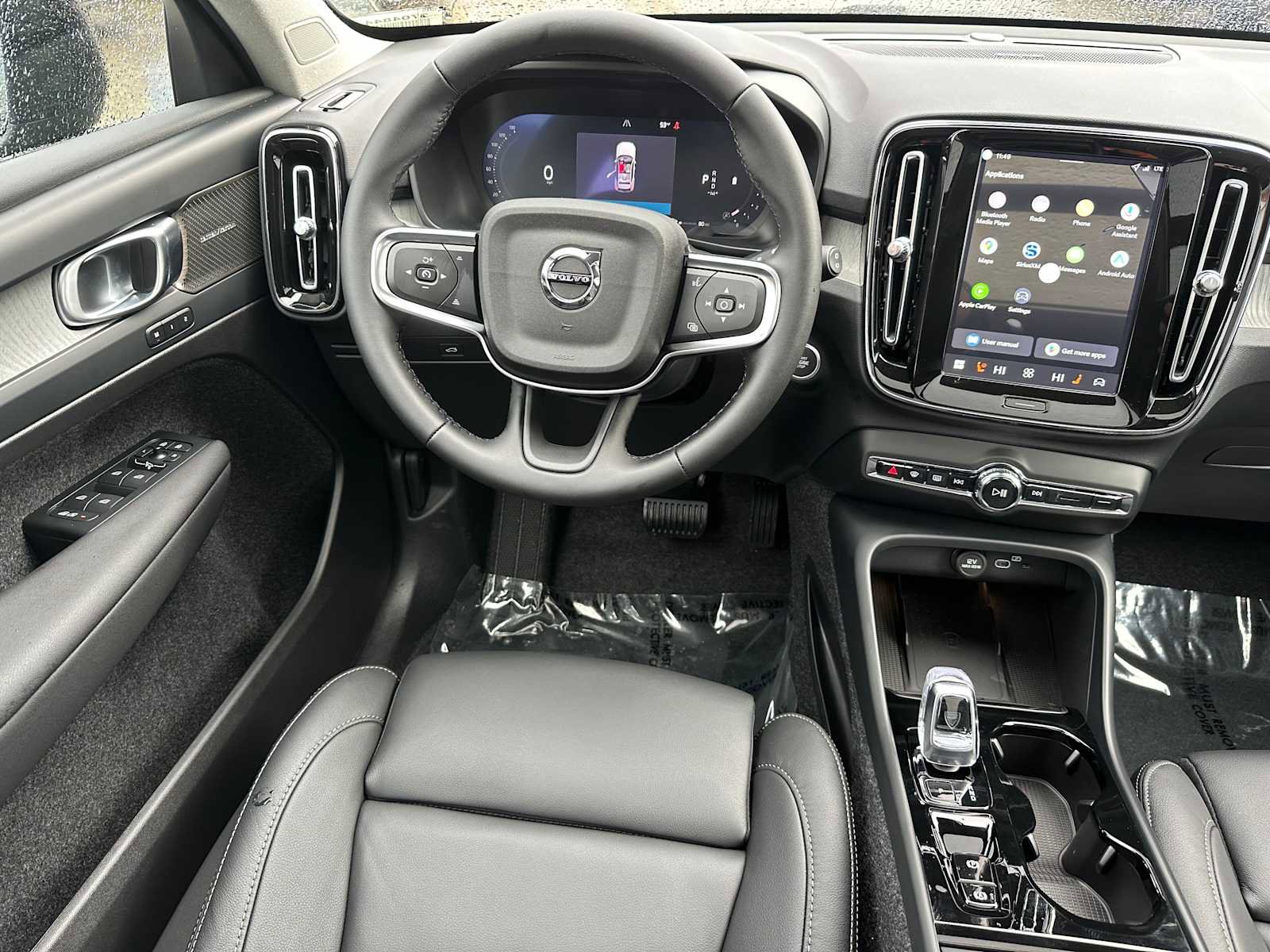 New 2026 Volvo XC40 B5 Ultra w/ Climate Package image 17