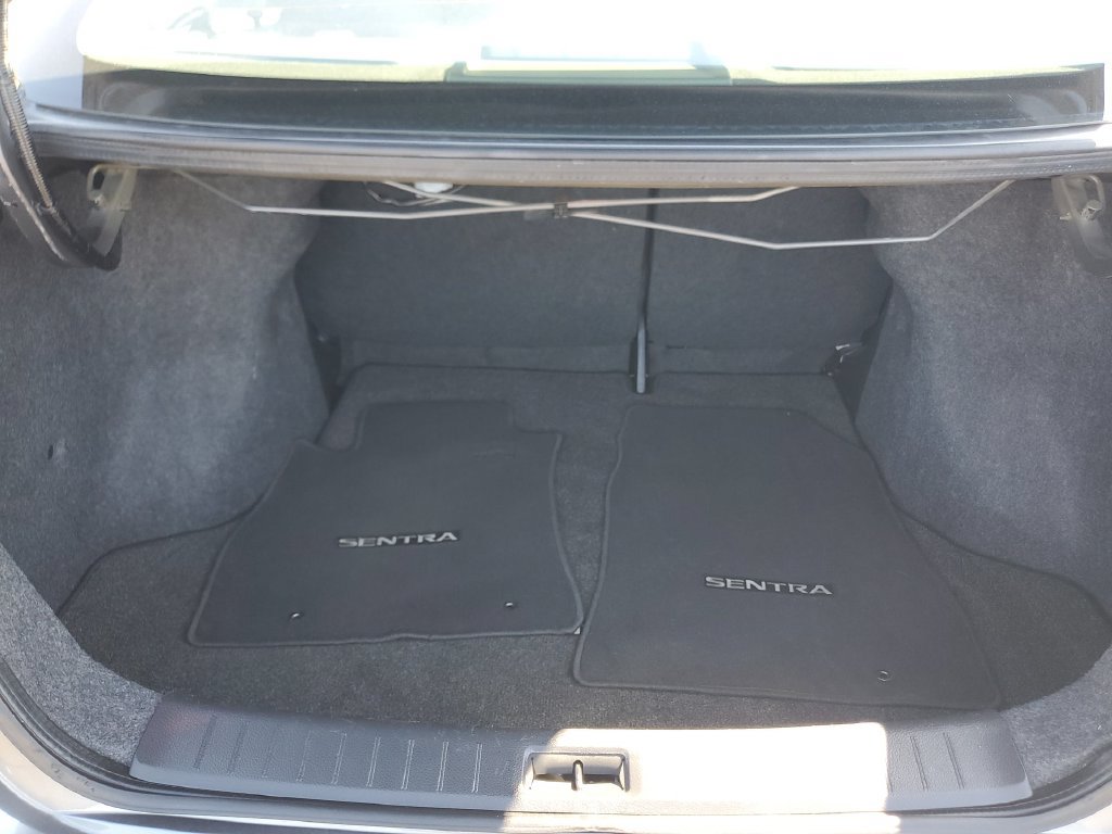 Used 2019 Nissan Sentra SV FWD image 25
