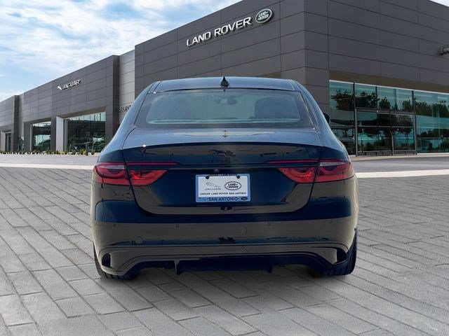 New 2024 Jaguar XF R-Dynamic SE AWD/4WD image 4