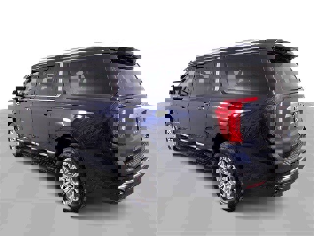 Used 2021 GMC Yukon XL SLT w/ SLT Premium Package image 6
