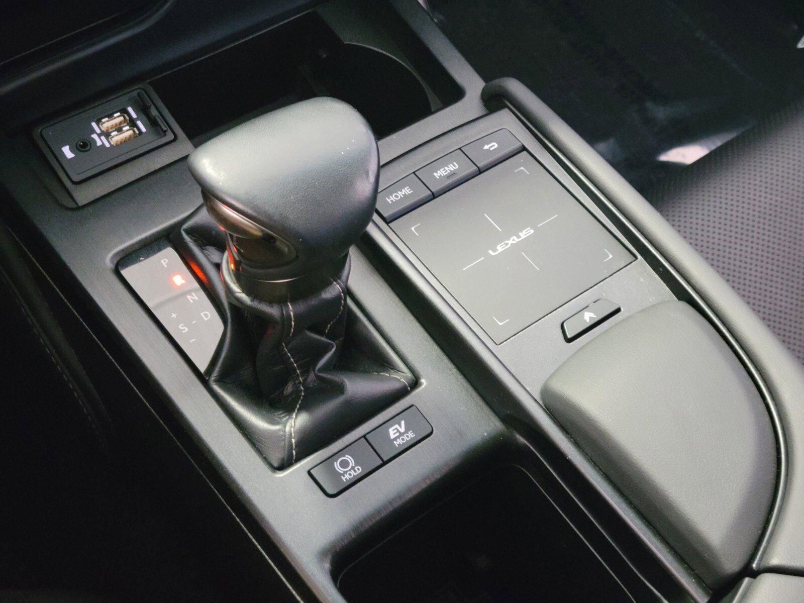 Used 2020 Lexus ES 300h w/ Accessory Package 2 image 25