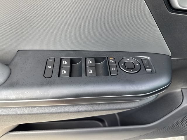 New 2026 Kia K4 FWD image 22