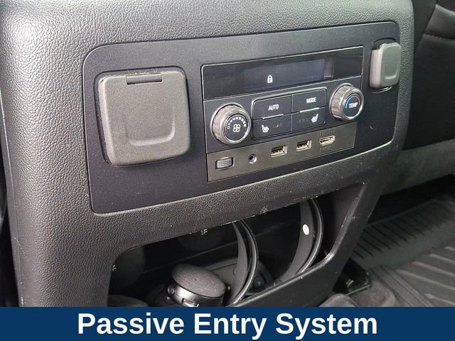 Used 2020 GMC Yukon Denali image 22