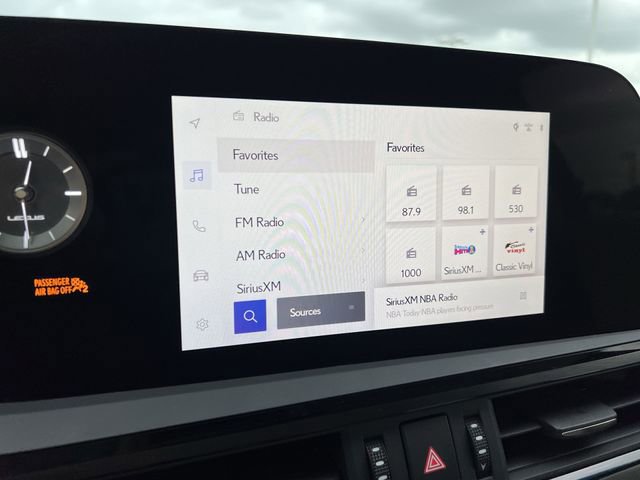 New 2024 Lexus ES 350 w/ Premium Package image 16