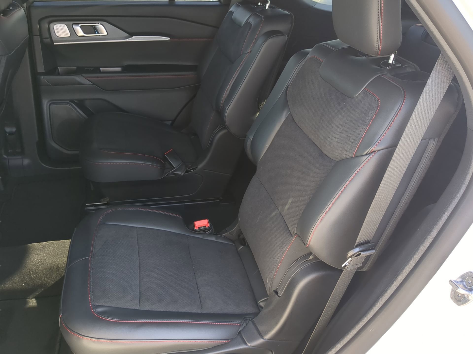 New 2026 Ford Explorer ST RWD image 58