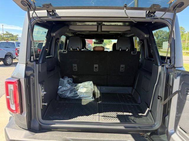Used 2024 Ford Bronco Outer Banks AWD/4WD image 13