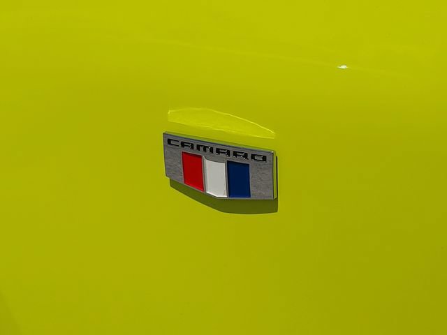 Used 2021 Chevrolet Camaro SS RWD image 28