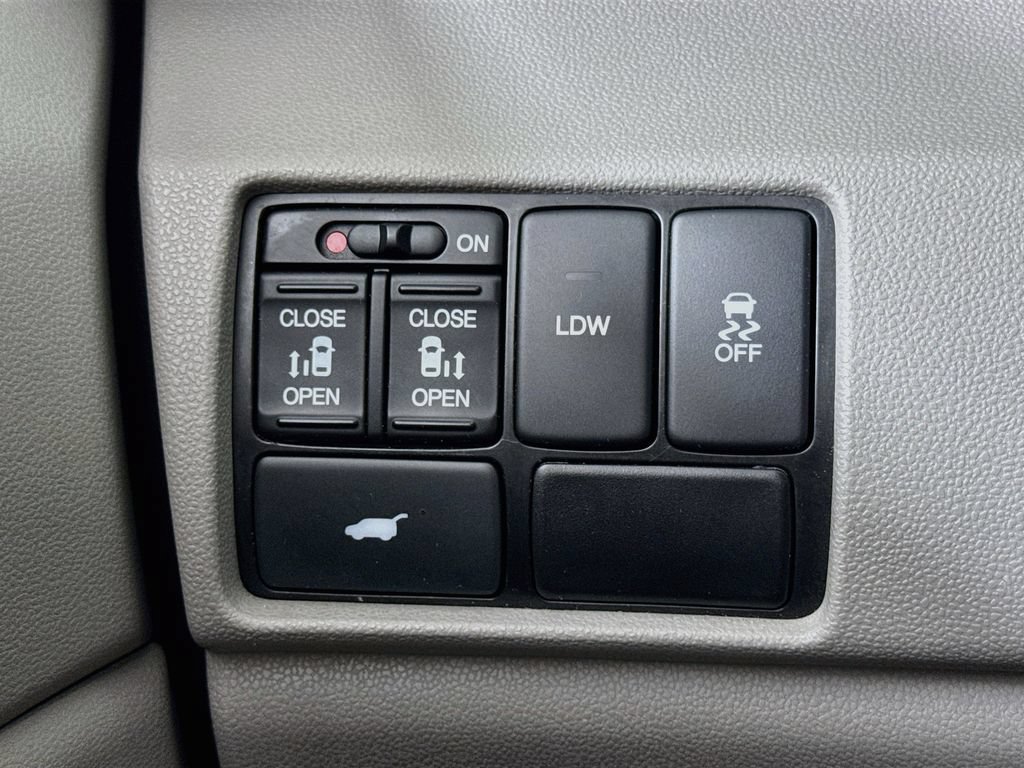 Used 2016 Honda Odyssey EX-L image 17