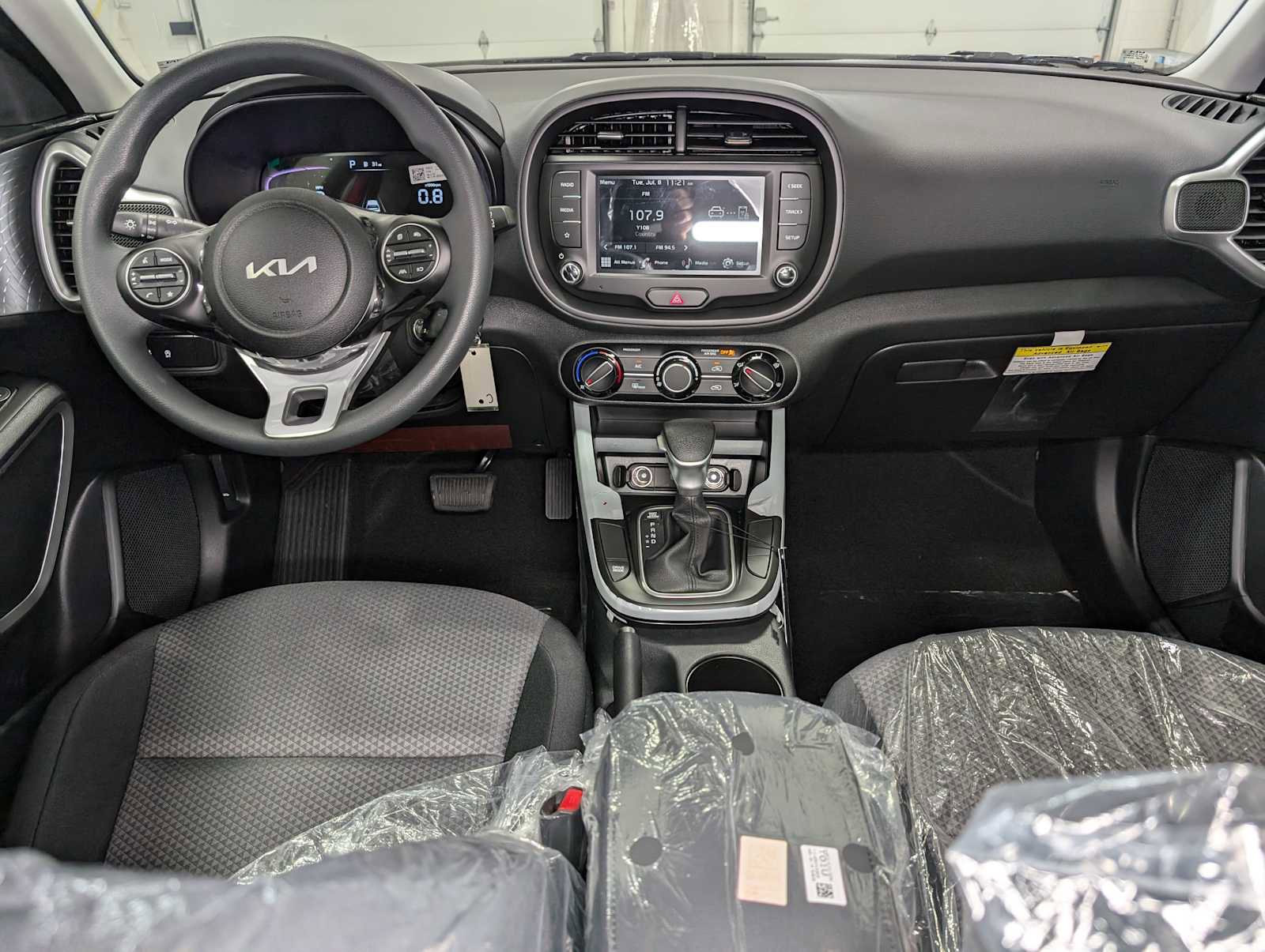 New 2025 Kia Soul LX image 13