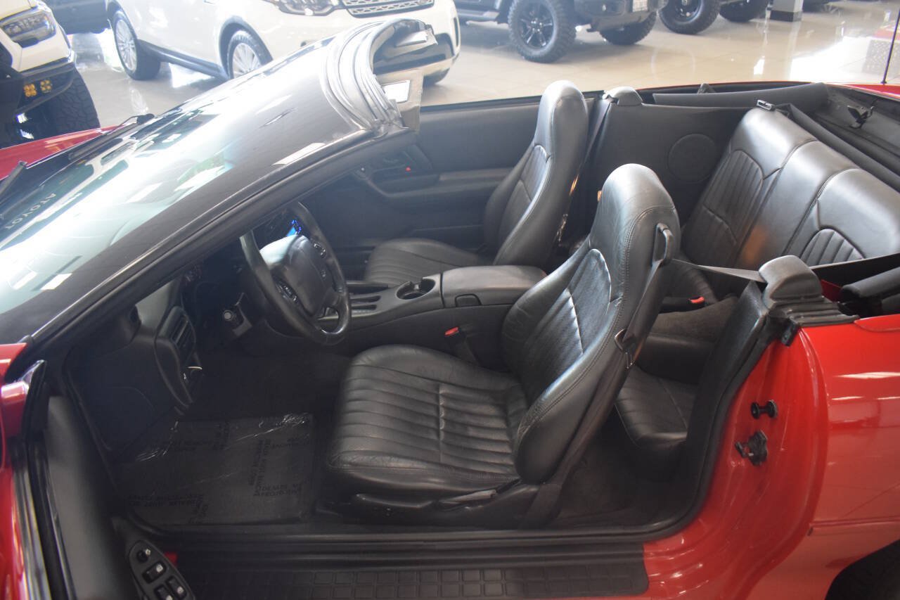 Used 2002 Chevrolet Camaro Z28 RWD image 54