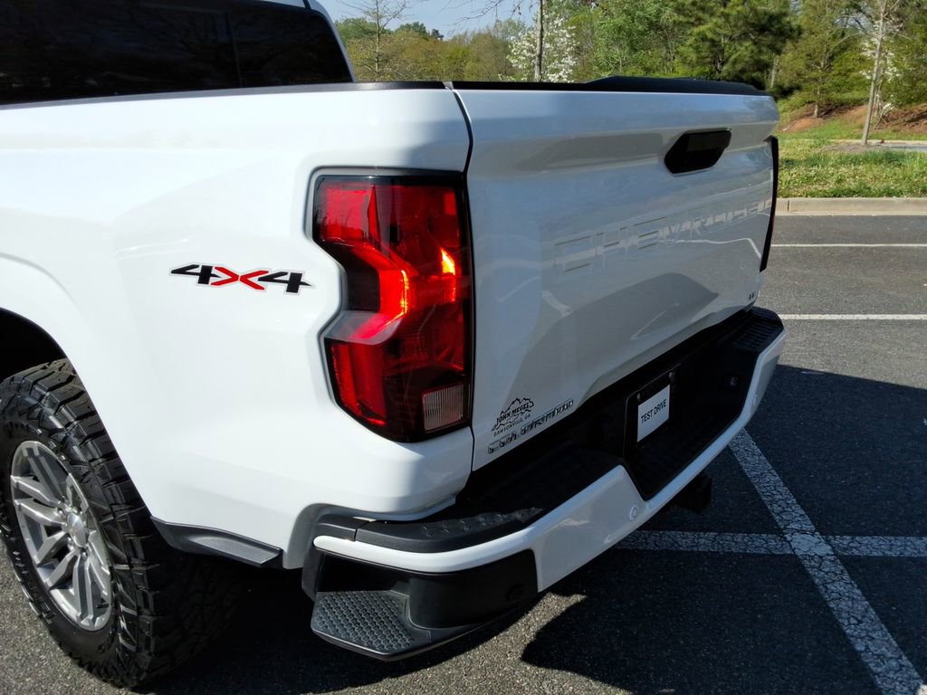 Certified 2024 Chevrolet Colorado LT w/ LT Convenience Package II image 13