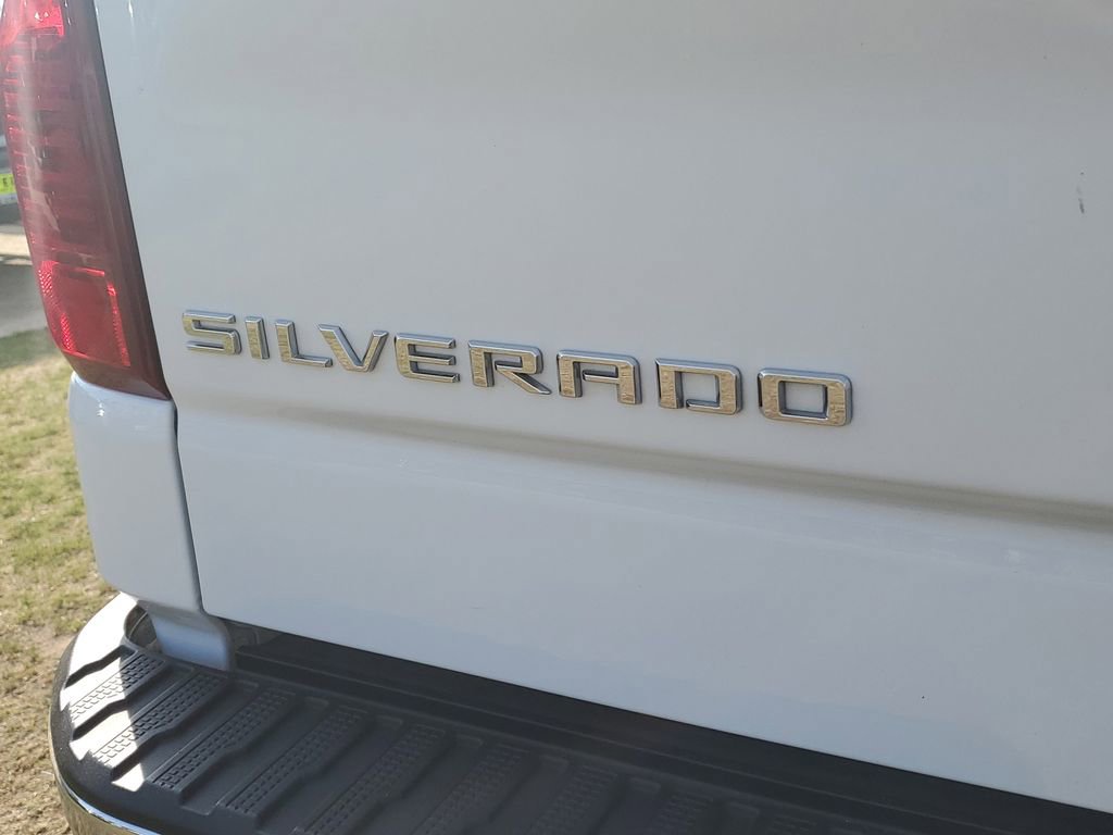 Used 2025 Chevrolet Silverado 1500 LT image 7