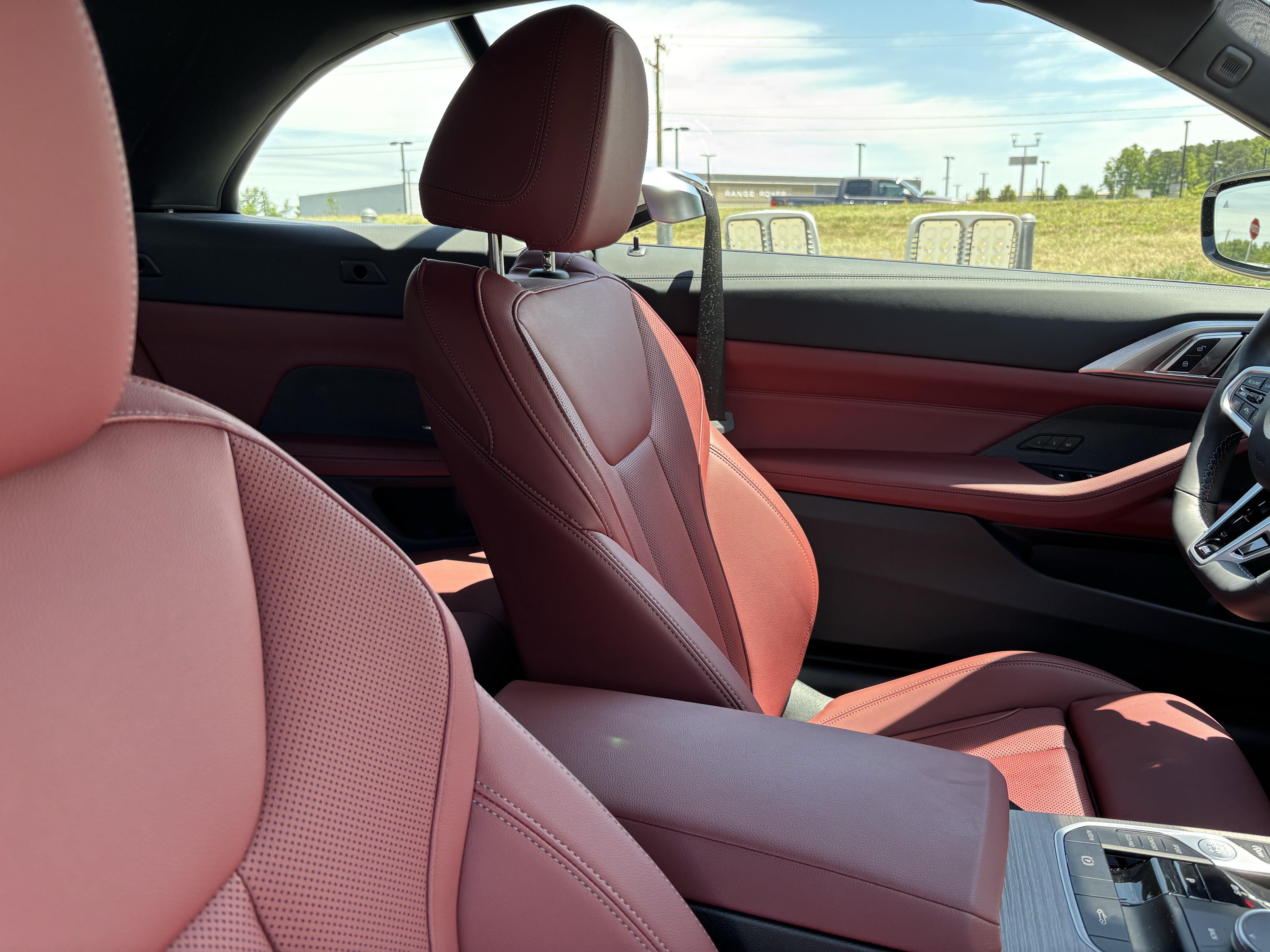Certified 2026 BMW M440i Convertible RWD image 35