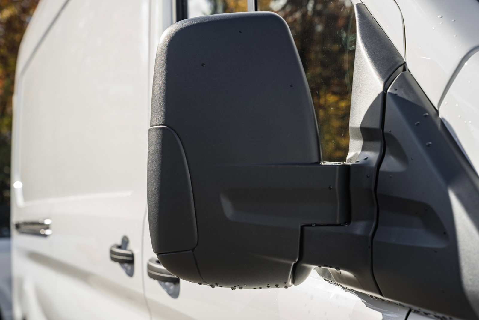 New 2026 Ford Transit 250 148 Medium Roof w/ Load Area Protection Package image 12