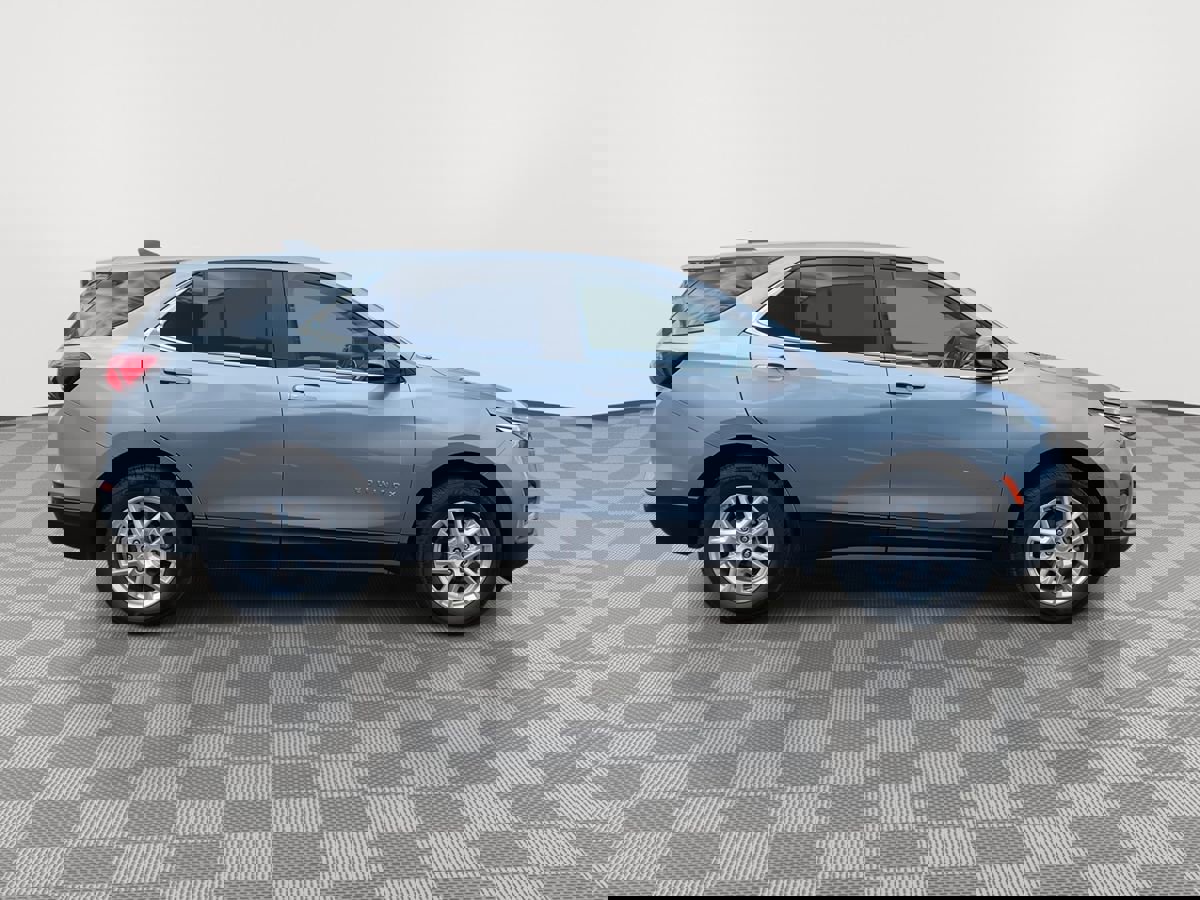 Used 2024 Chevrolet Equinox LT image 8