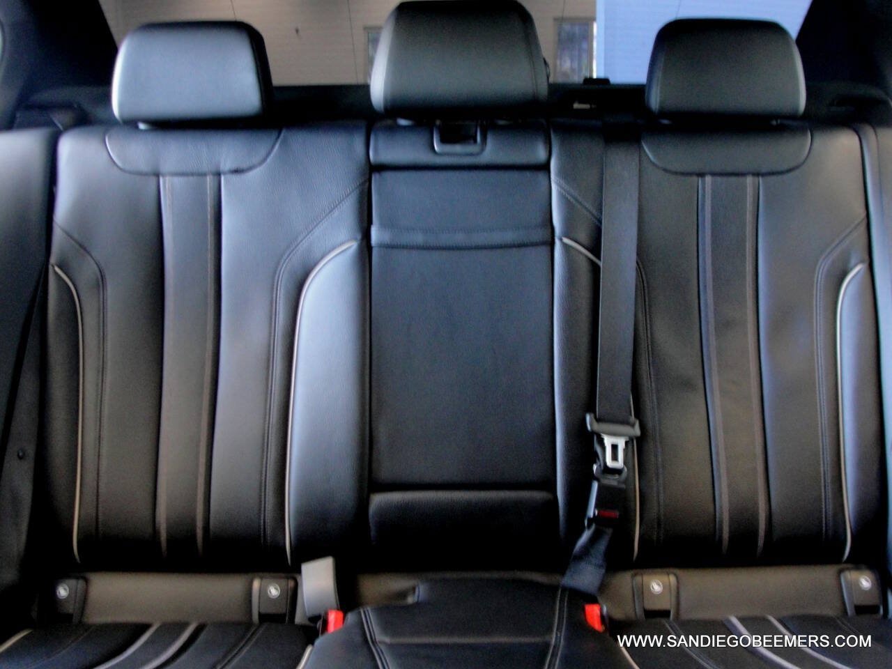 Used 2023 BMW 540i w/ M Sport Package RWD image 78