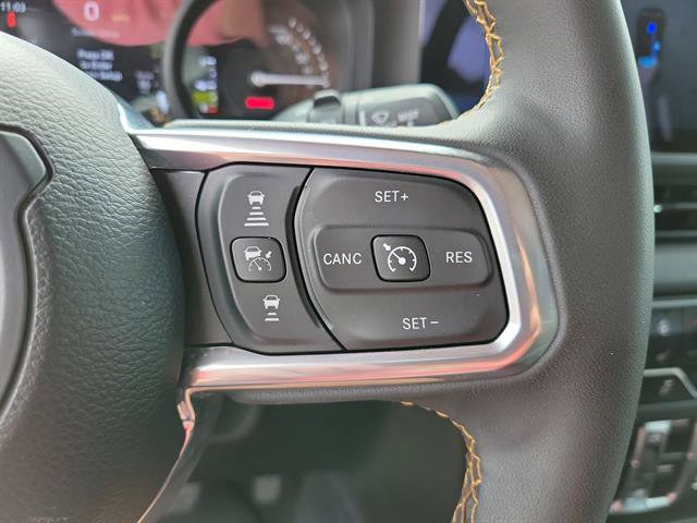 Used 2024 Jeep Wrangler Unlimited Sahara image 21