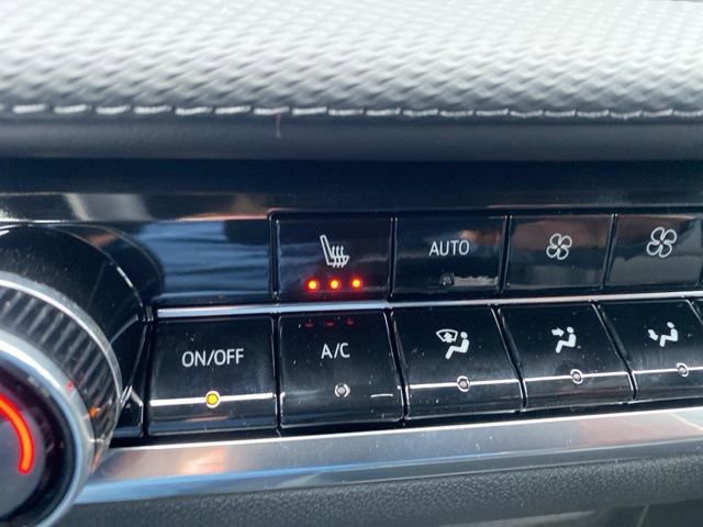 New 2026 Chevrolet Equinox LT w/ Convenience Package II image 14