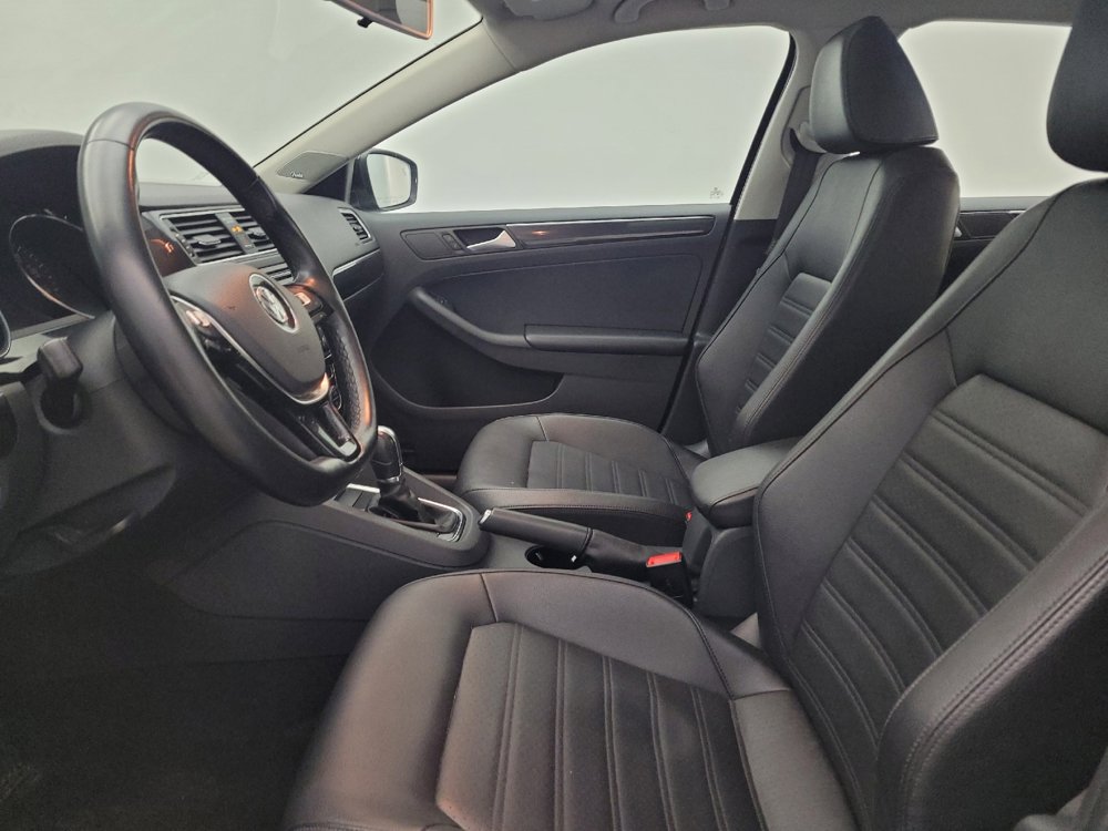 Used 2017 Volkswagen Jetta SEL Premium image 17