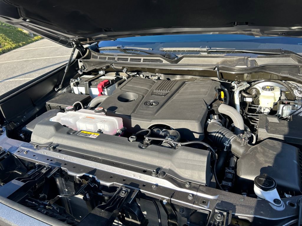 New 2026 Toyota Tundra SR5 image 25