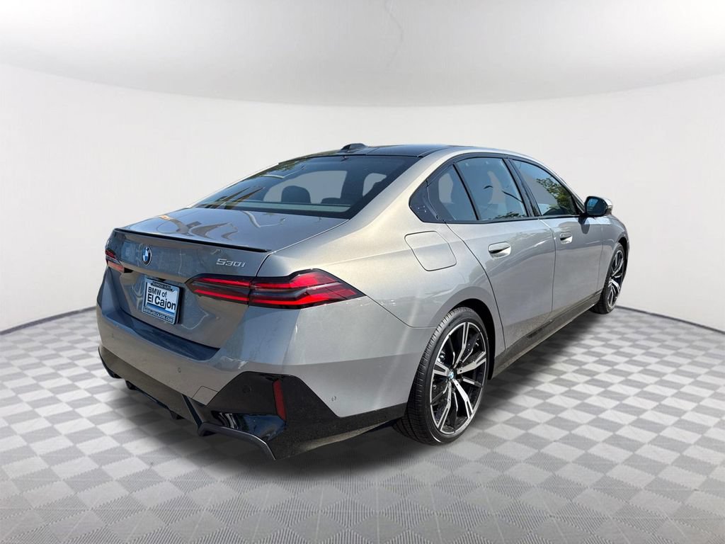New 2026 BMW 530i xDrive w/ Executive Package AWD/4WD image 4