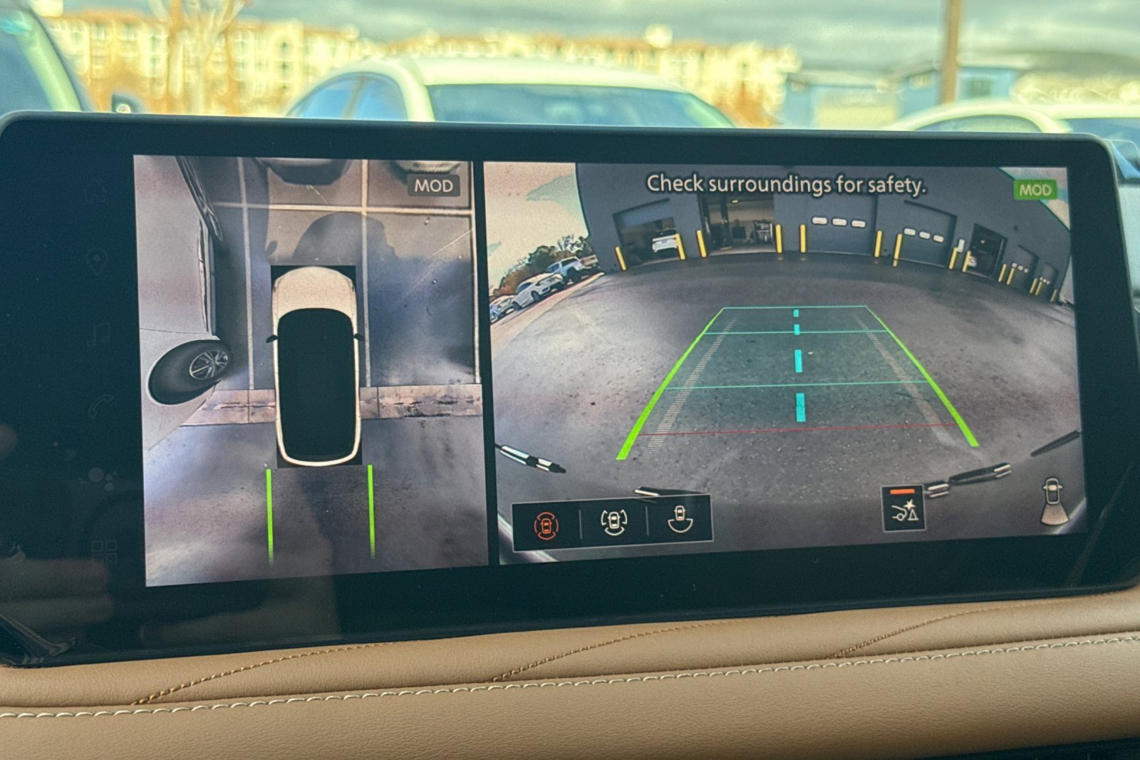 New 2026 INFINITI QX60 Autograph w/ Dark Cargo Package image 21