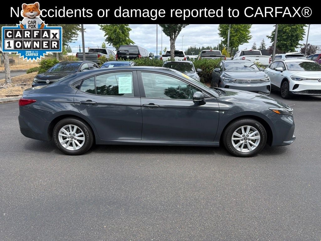 Used 2025 Toyota Camry LE AWD/4WD image 5