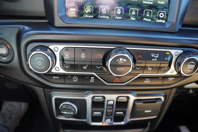 Used 2020 Jeep Gladiator Overland AWD/4WD image 26