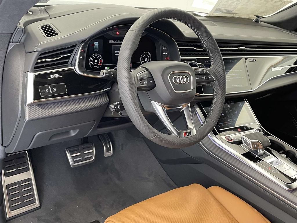 New 2027 Audi RS Q8 performance AWD/4WD image 4