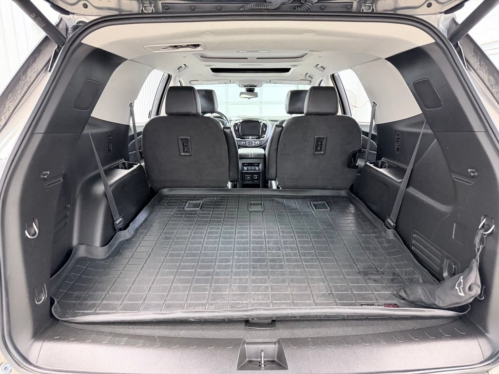 Used 2019 Chevrolet Traverse LT w/ LT Premium Package FWD image 29