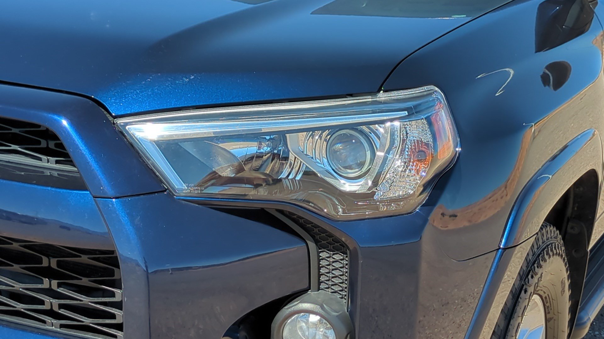 Used 2017 Toyota 4Runner SR5 Premium AWD/4WD image 9