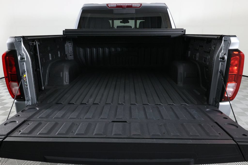 Used 2024 GMC Sierra 1500 Elevation w/ Elevation Premium Package AWD/4WD image 9