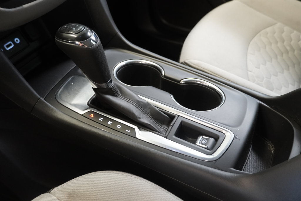 Used 2019 Chevrolet Equinox LS FWD image 22