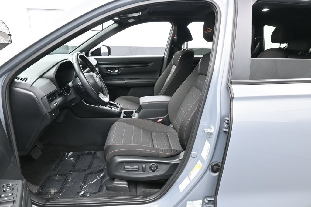 Used 2026 Honda CR-V TrailSport image 11