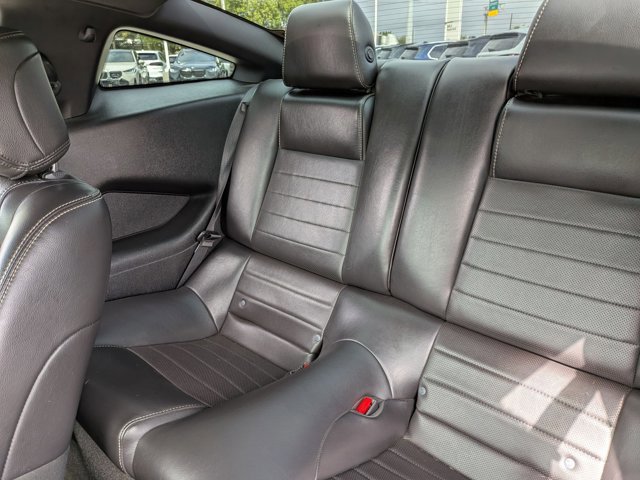 Used 2014 Ford Mustang GT Premium image 11