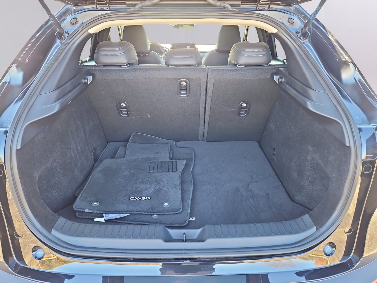 Used 2024 MAZDA CX-30 AWD 2.5 S w/ Preferred Package image 33