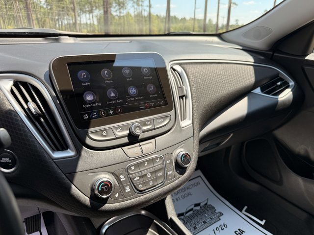 Used 2024 Chevrolet Malibu LT w/ Sport Edition image 17