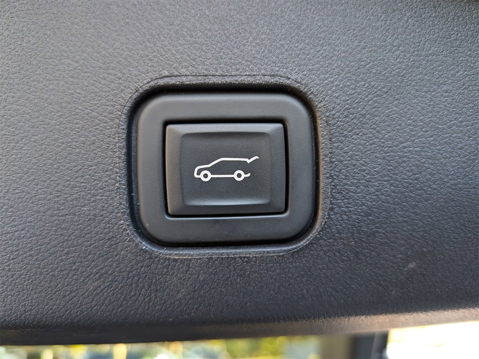 Used 2024 Cadillac Lyriq Sport image 34