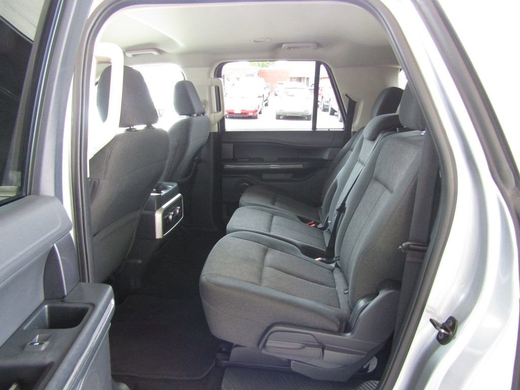 Used 2024 Ford Expedition Max XLT AWD/4WD image 31