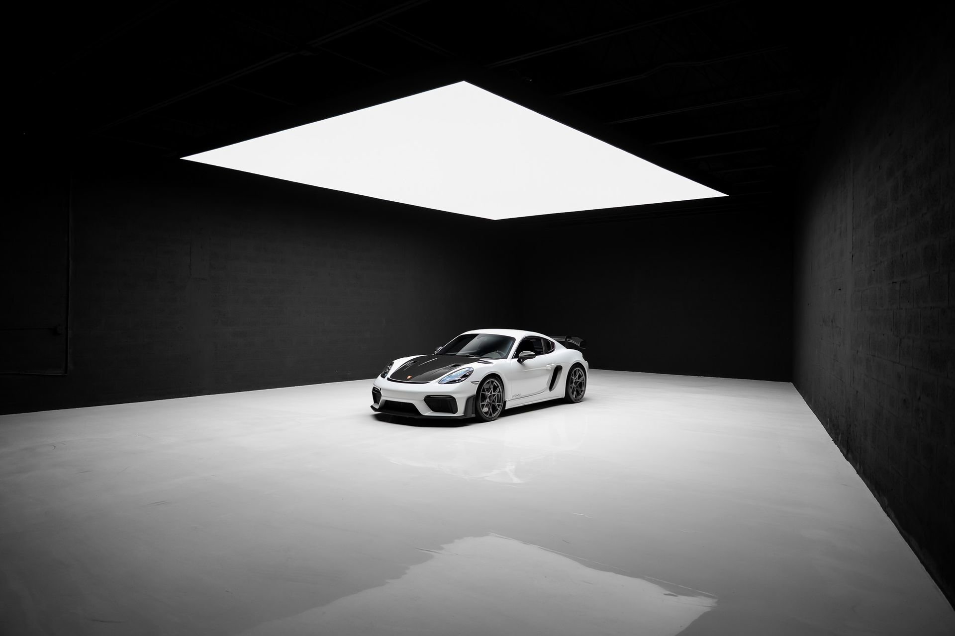Used 2023 Porsche 718 Cayman GT4 RS w/ Weissach Package RWD image 85