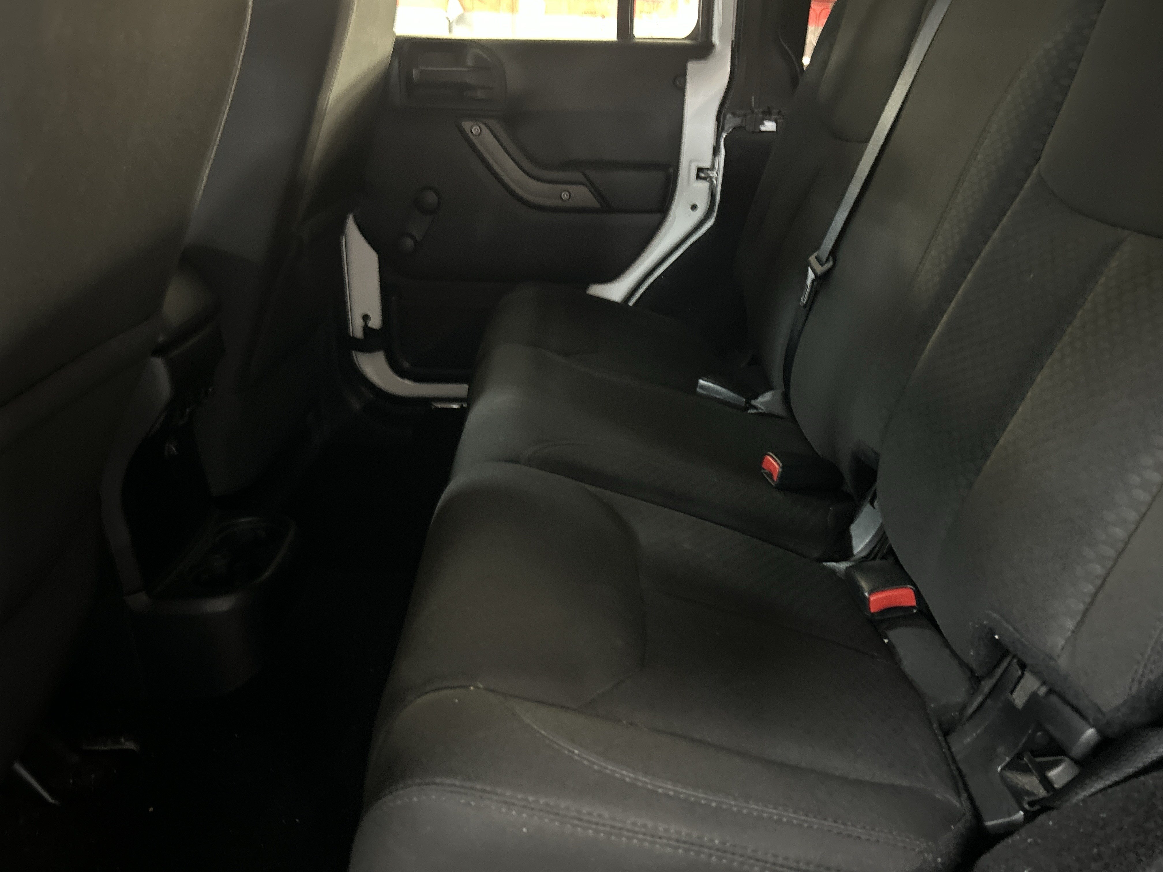 Used 2017 Jeep Wrangler Unlimited Sport w/ Connectivity Group AWD/4WD image 12