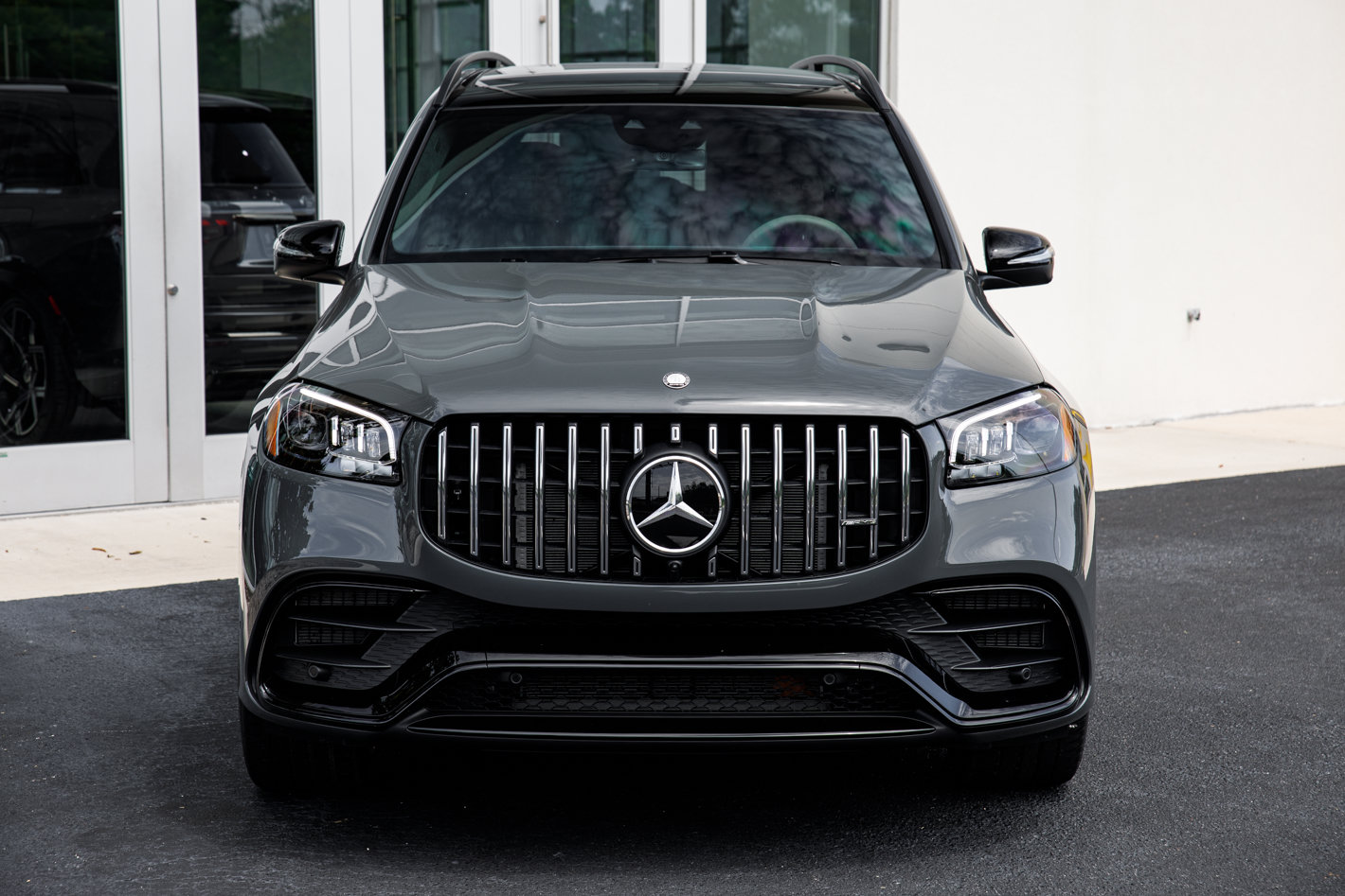 Used 2025 Mercedes-Benz GLS 63 AMG 4MATIC image 4