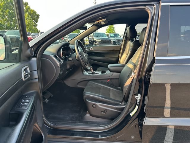 Used 2021 Jeep Grand Cherokee Laredo X AWD/4WD image 24