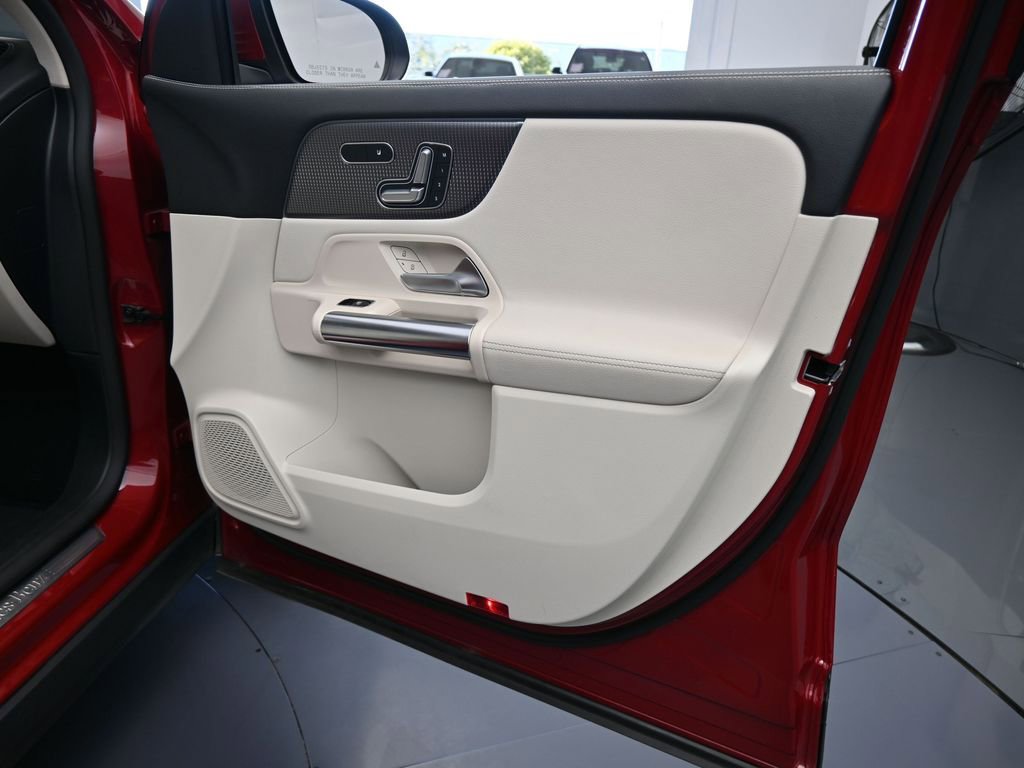 Used 2022 Mercedes-Benz GLA 250 image 48